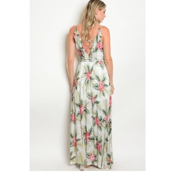 💎HP💎New maxi ivory floral dress - Picture 2 of 2